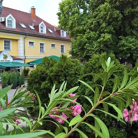 Aranysas فندق Alsóörs