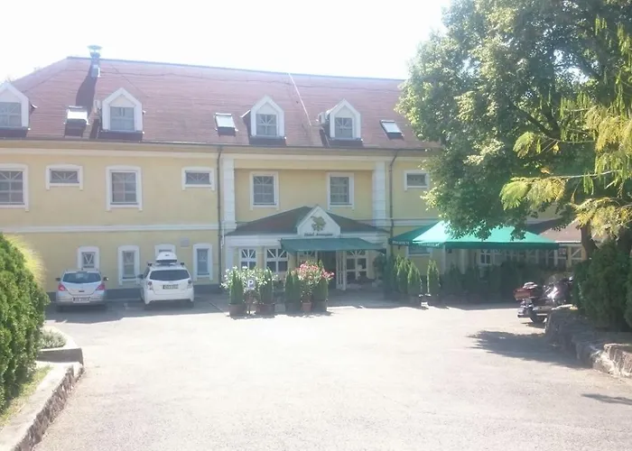 Aranysas Szálloda 3*